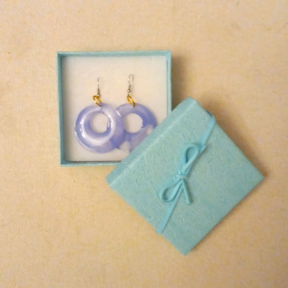 Resin earrings, 2 1/2 inches tall and 1 1/2 inches wide - Picture 1 of 3